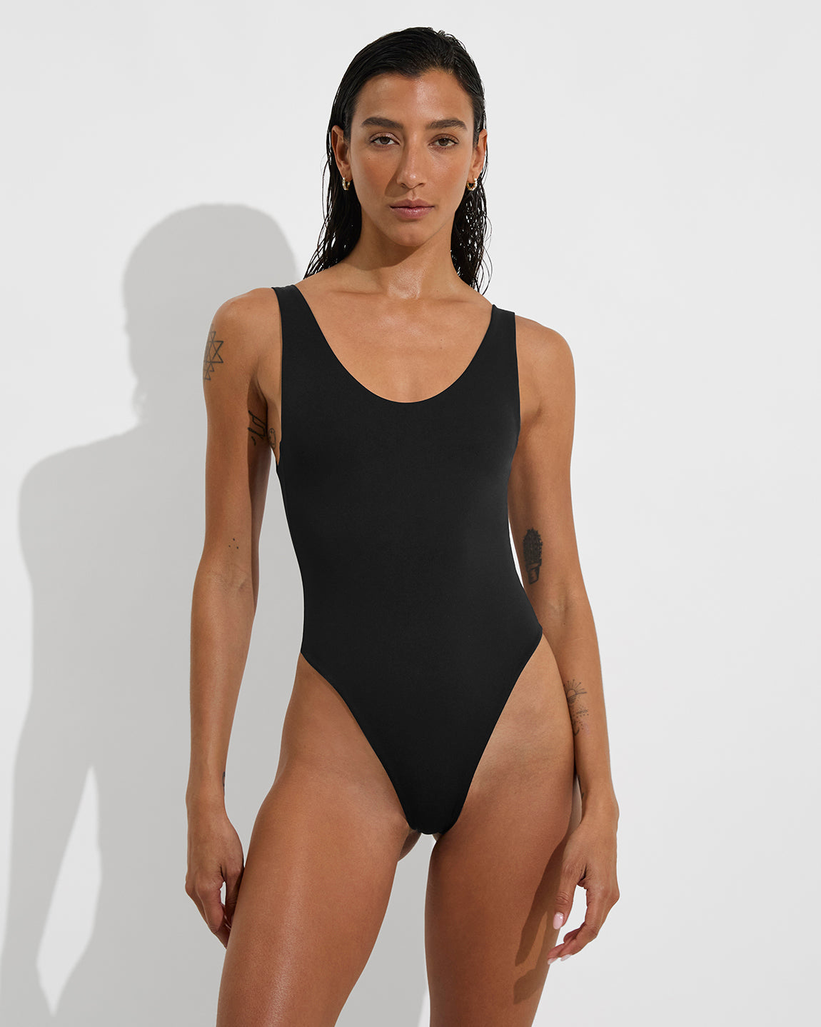 Betty Suit *Thong - Jet