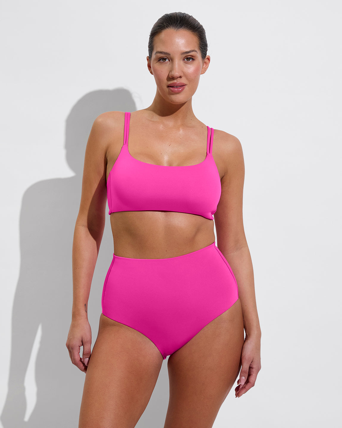 Pool Days Top D+ - Hot