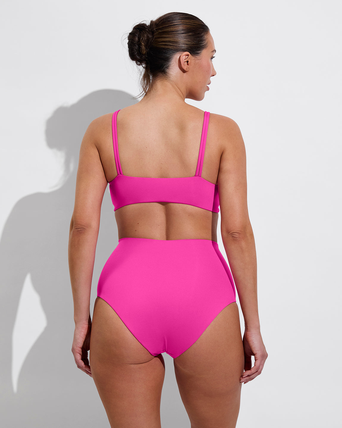 Pool Days Top D+ - Hot